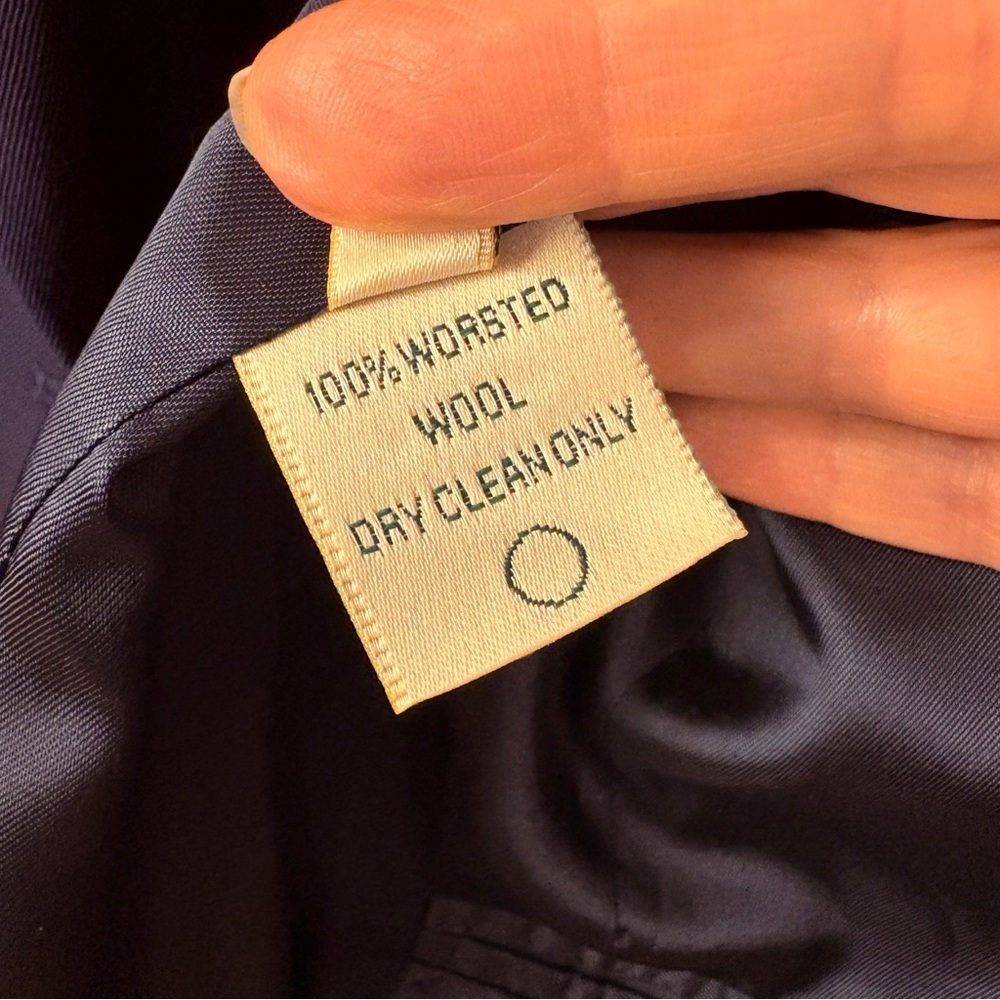 Austin Reed 100% Wool Navy Blazer Gold Buttons Old Money Quiet Luxury - Picture 8 of 11